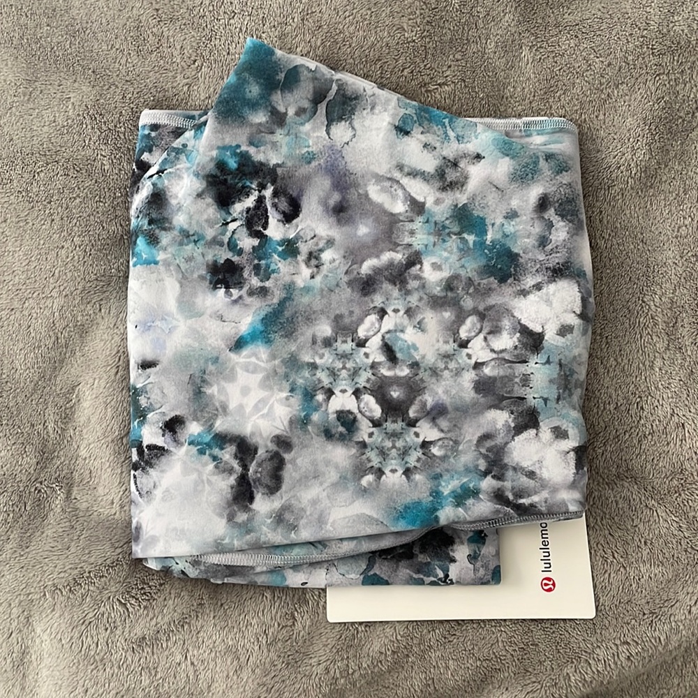 Lululemon Unlimit HR Tight 25”